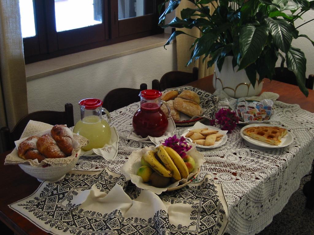 Hotel Su Giudeu Киа Екстериор снимка