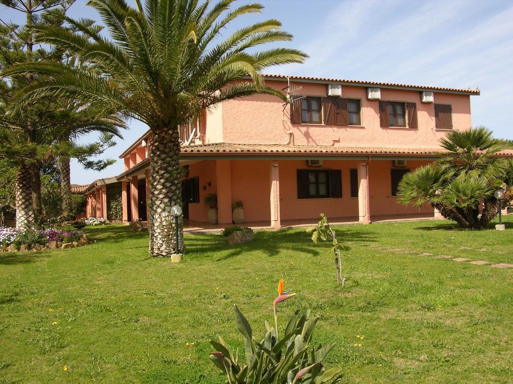 Hotel Su Giudeu Киа Екстериор снимка