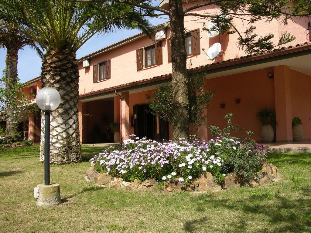 Hotel Su Giudeu Киа Екстериор снимка