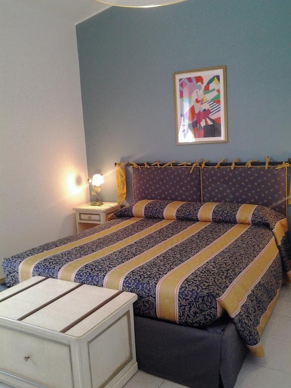 Hotel Su Giudeu Киа Екстериор снимка