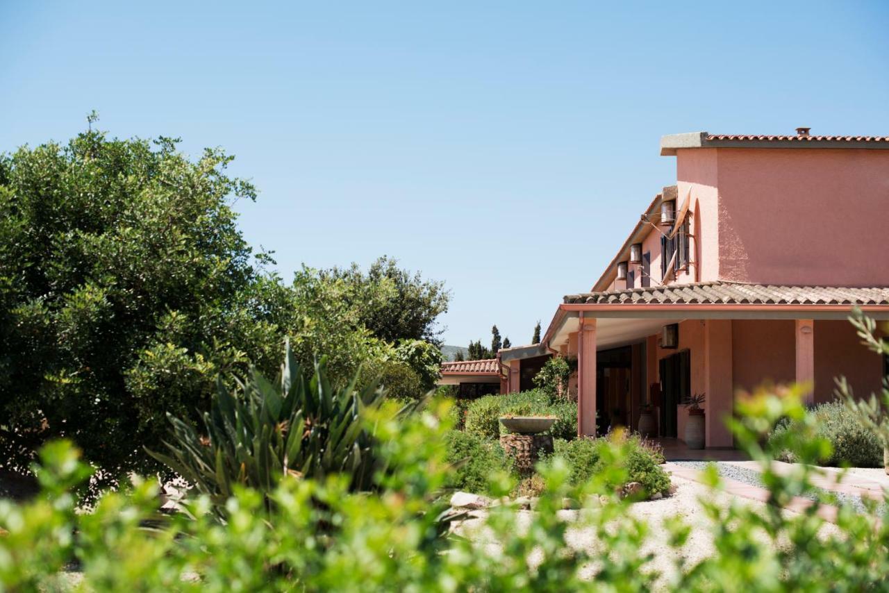 Hotel Su Giudeu Киа Екстериор снимка